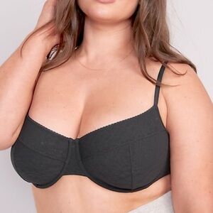 NWT ON • 40DD Unlined Lace Bra